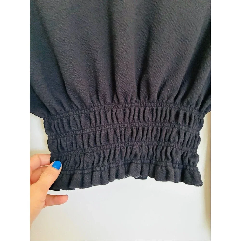Anthropologie Maeve Black Long-Sleeve Cropped Sweatshirt with Smocked Waist smal